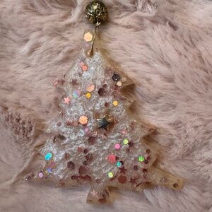 Gold tone pink Christmas tree necklace